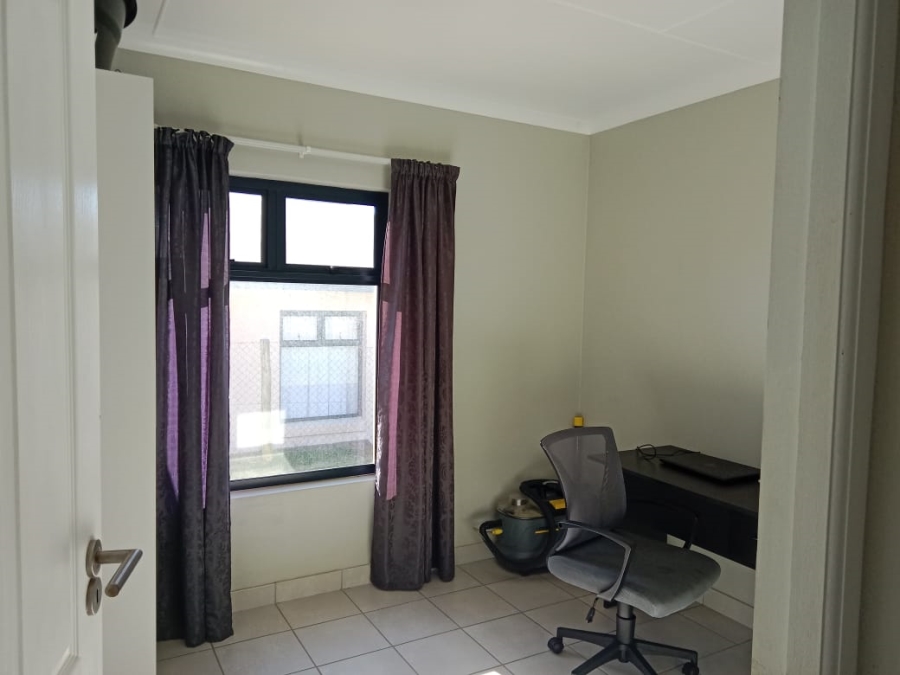 2 Bedroom Property for Sale in Kidds Beach Eastern Cape